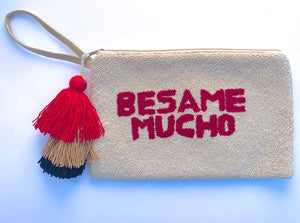 Clutch Besame Mucho