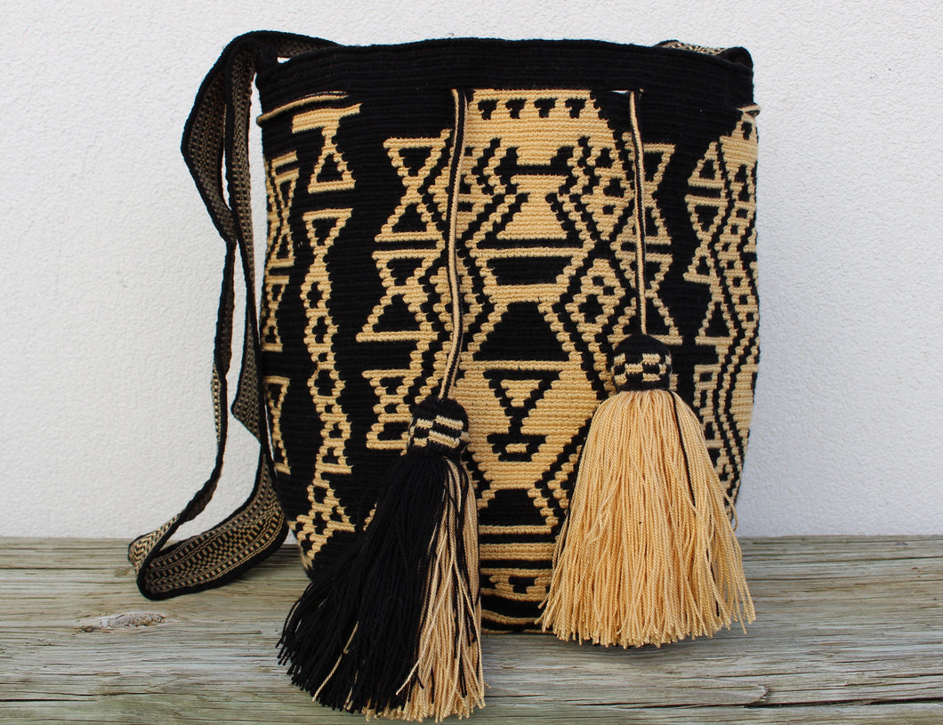 Lupita Bag Mani