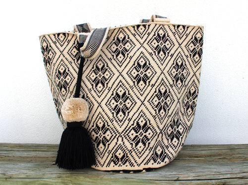 Mercado Tote Black