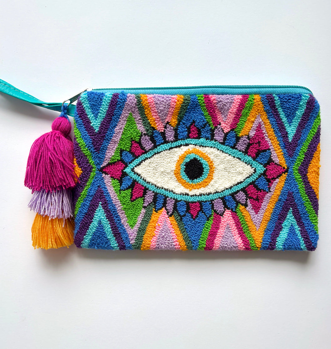 Clutch Eye Berry