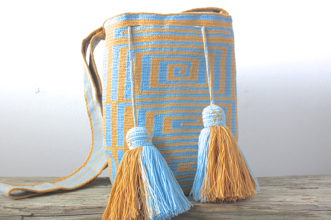 Maya Bag Powder