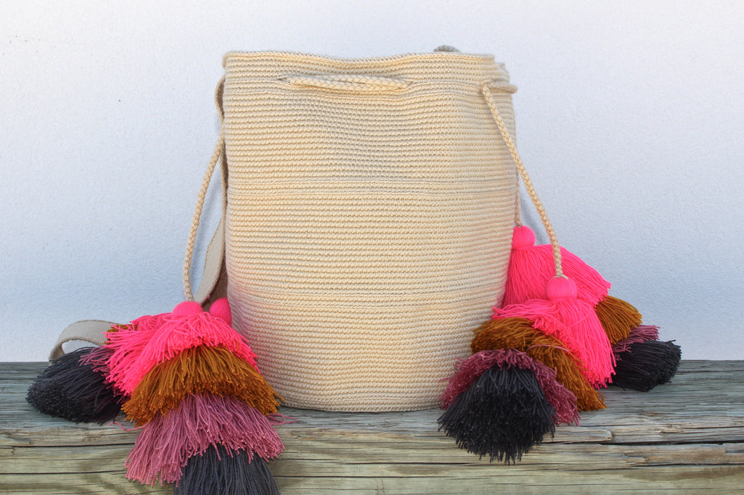 Issis Bag Fushia