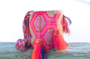 Medium Vida Bag Fushia