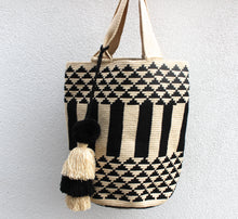 Mercado Tote Black